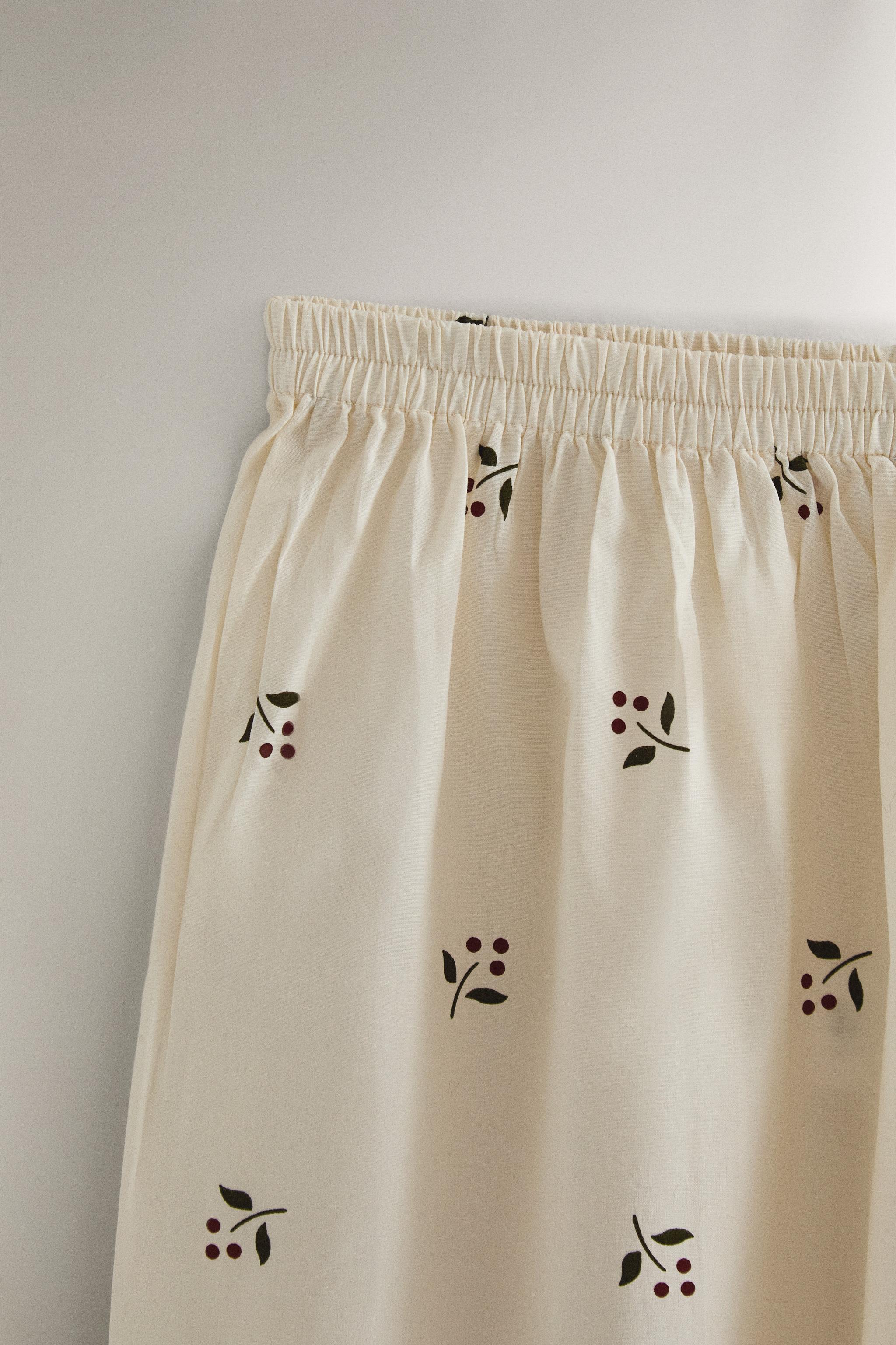 CHRISTMAS LEAF PANTS